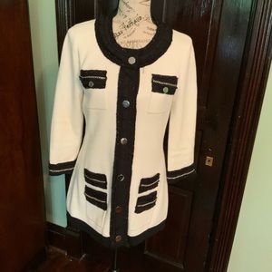 ❤️ White House Black Market Knit Jacket ❤️